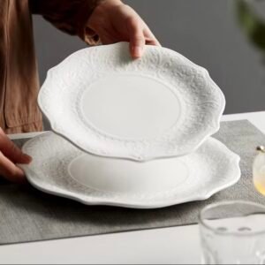 Stylish dessert plate perfect for cakes, pastries, and sweet table presentations.
